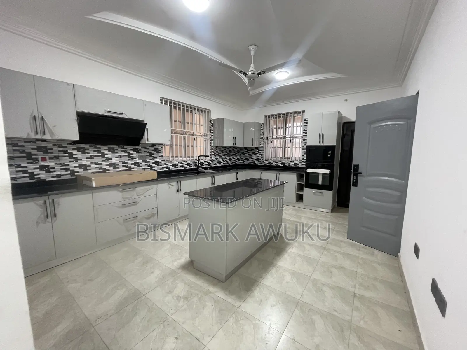 5bdrm House in East Legon for rent