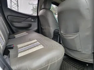 Mitsubishi L200 2018 White