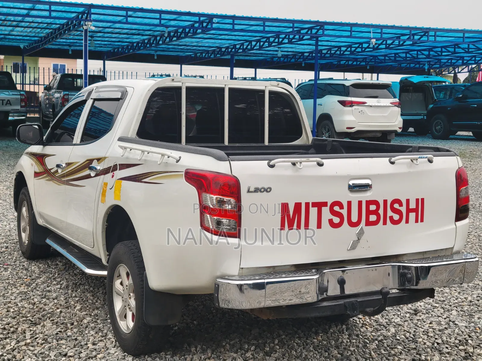 Mitsubishi L200 2018 White
