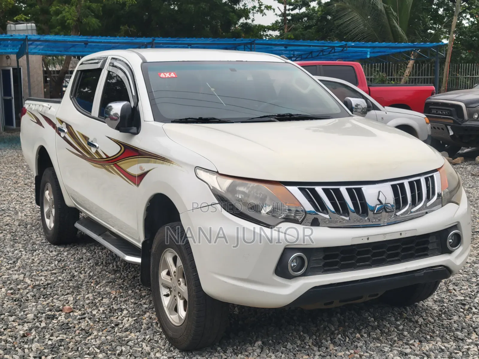 Mitsubishi L200 2018 White