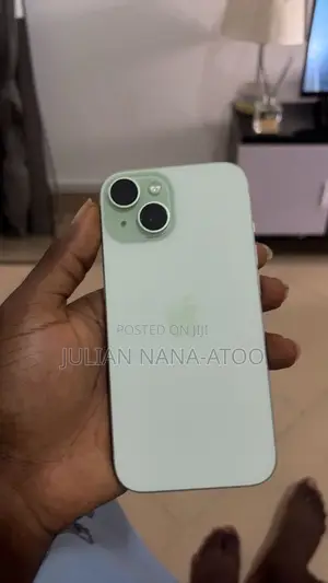 New Apple iPhone 15 128 GB Green