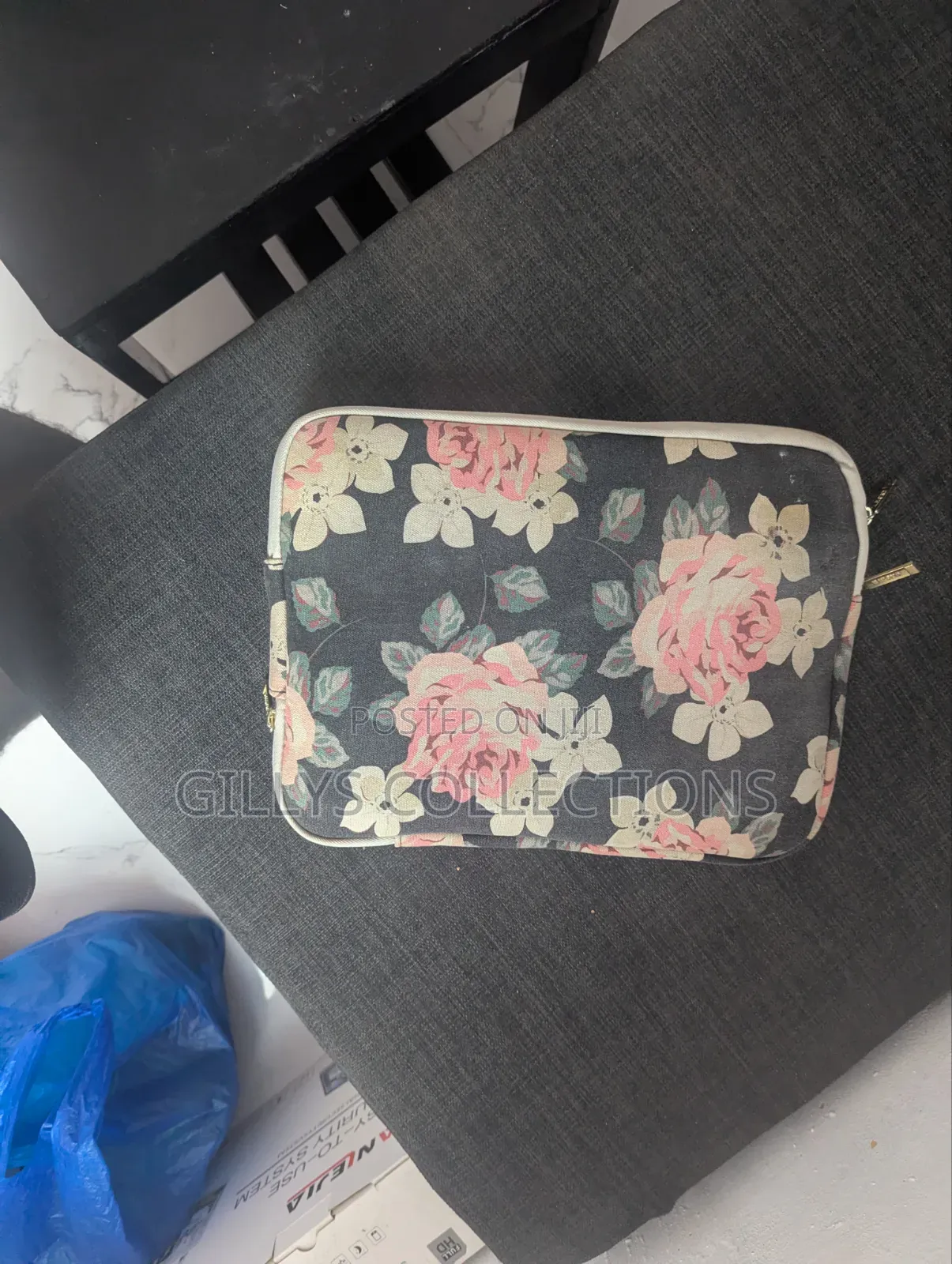 13 Inch Laptop Sleeve "Black Rose" Vintage Floral Pattern Bag