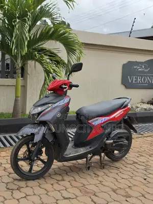 Yamaha Gear 2022 Red