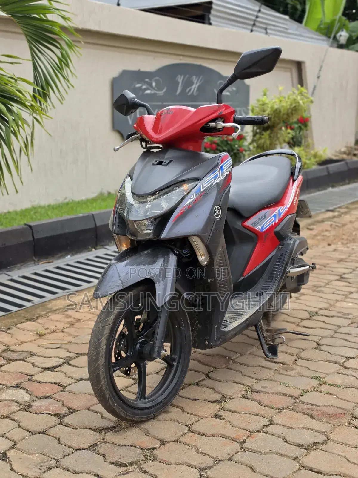 Yamaha Gear 2022 Red