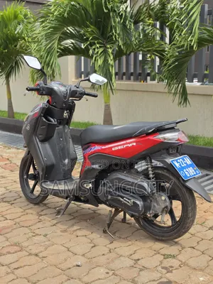 Yamaha Gear 2022 Red