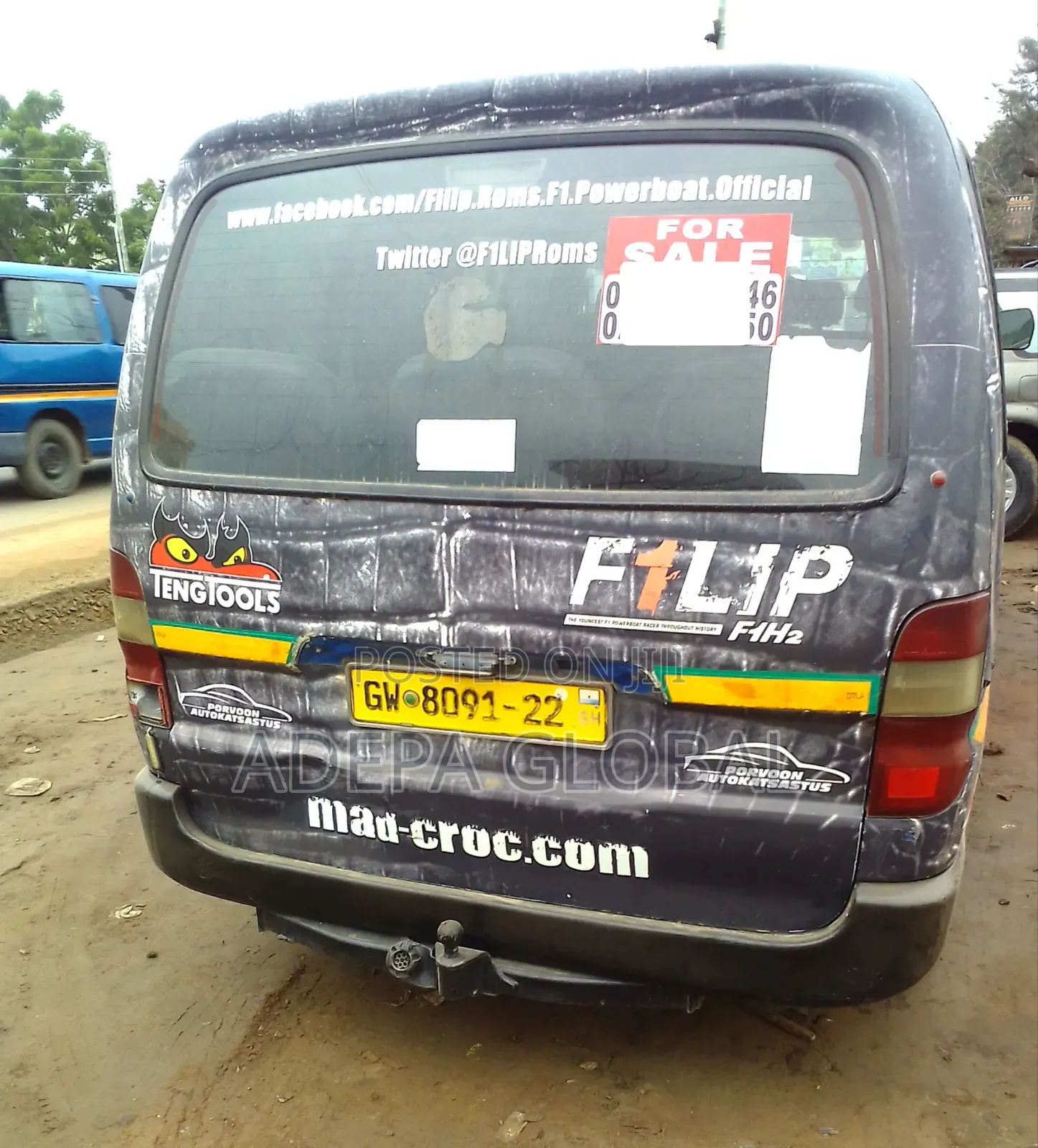 Toyota HiAce 2022 Black