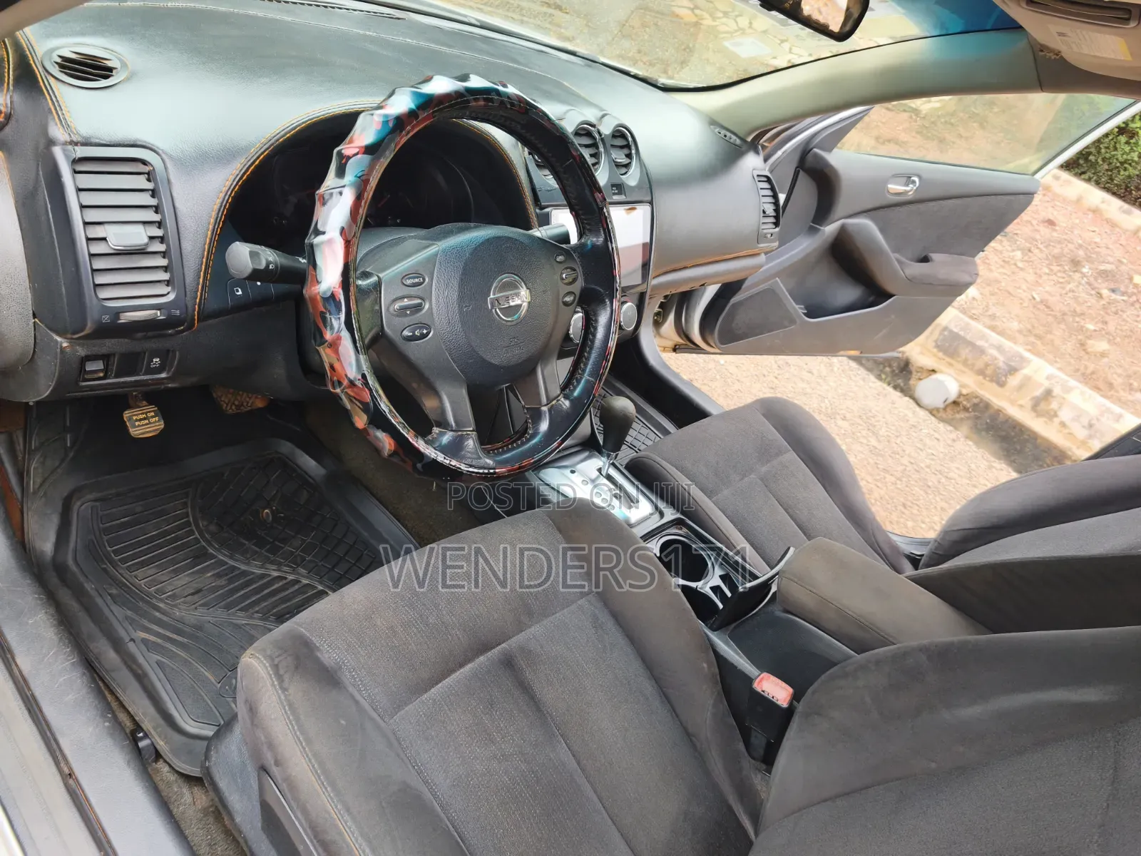 Nissan Altima 2.5 S Sedan 2011 Gray