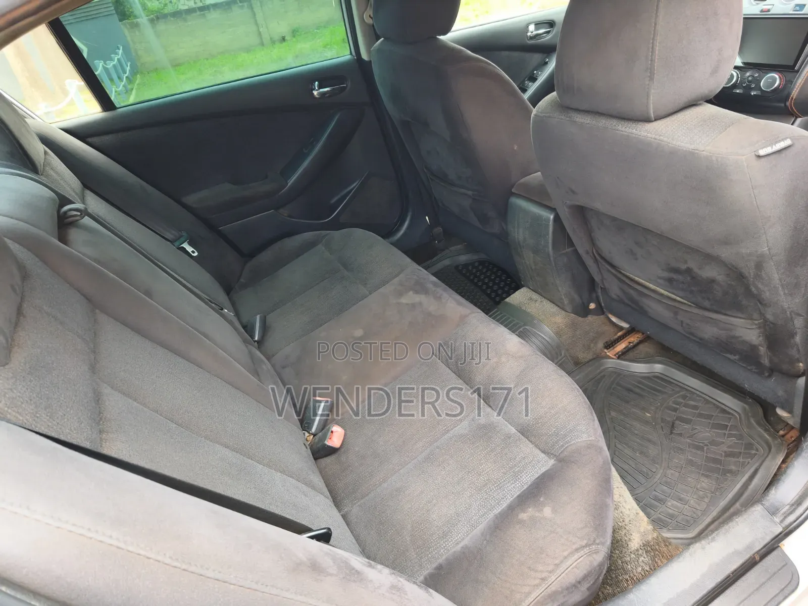 Nissan Altima 2.5 S Sedan 2011 Gray