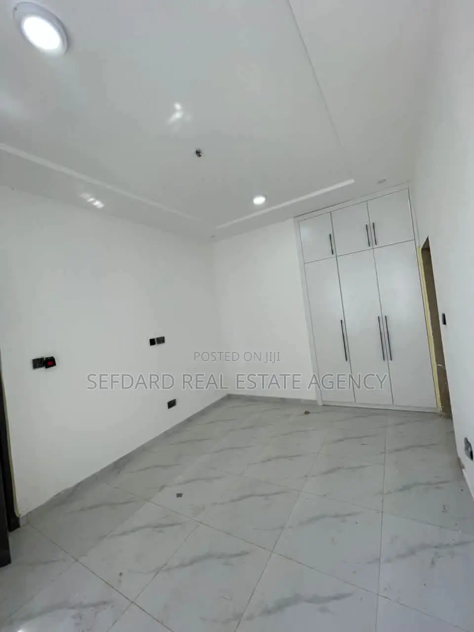 4bdrm Duplex in Sefdard Properties, Teshie-Nungua Estates for sale
