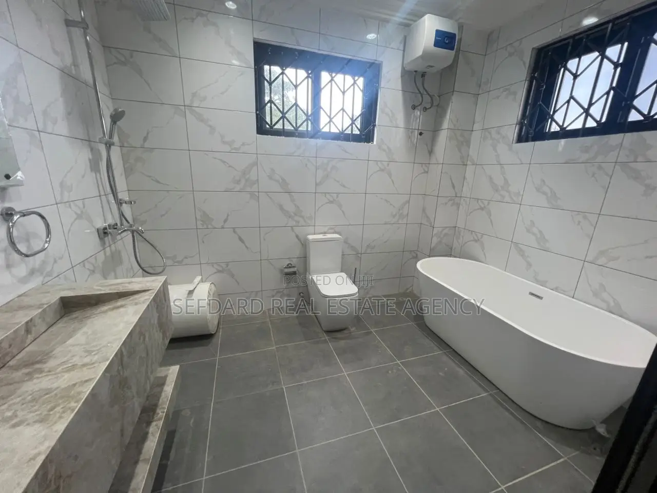 4bdrm Duplex in Sefdard Properties, Teshie-Nungua Estates for sale