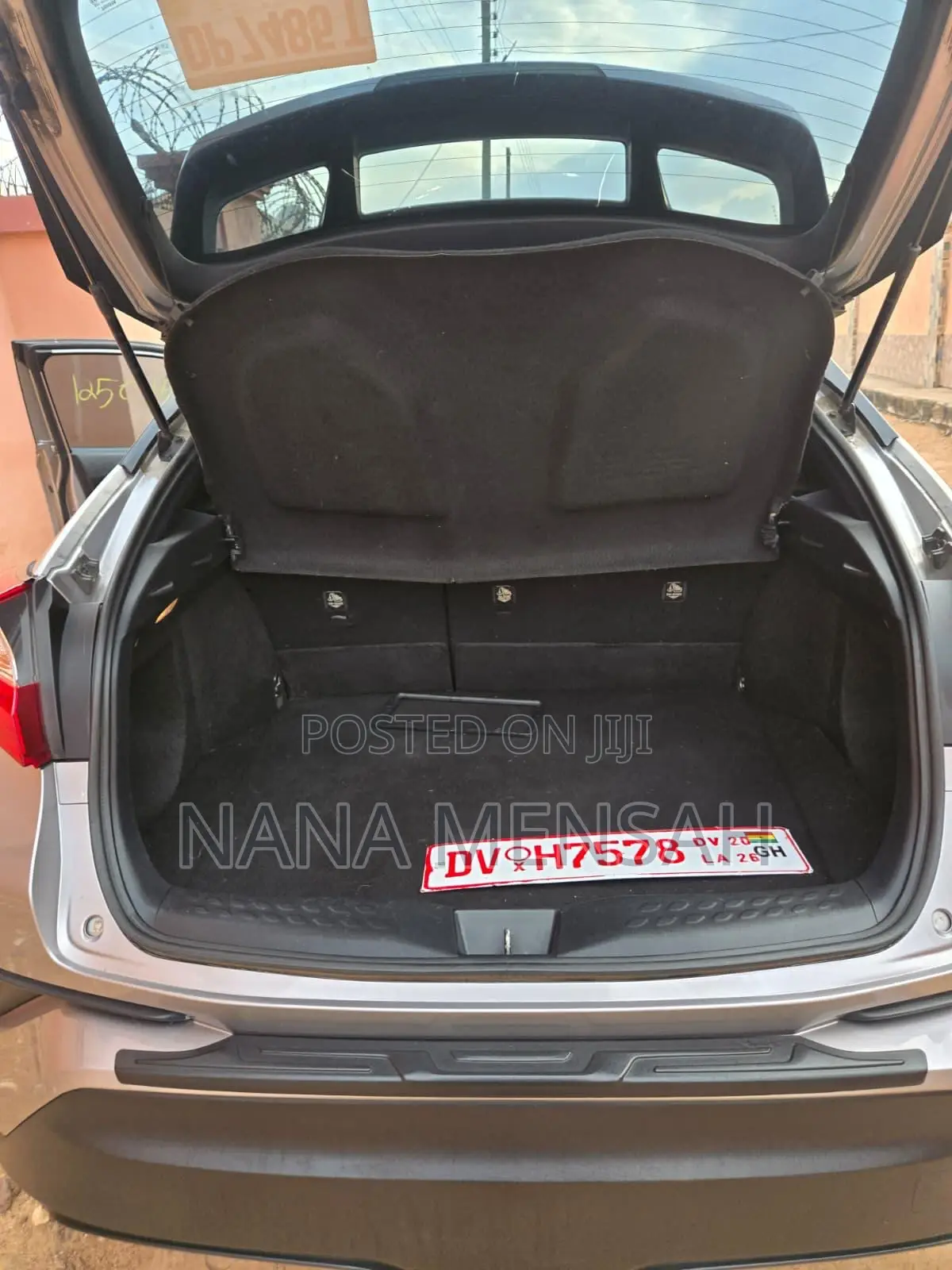 Toyota C-HR XLE Prermium FWD (2.0L 4cyl 2AM) 2018 Gray