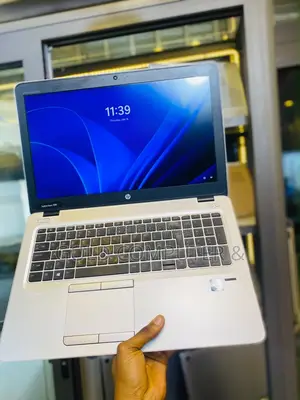 Laptop HP EliteBook 850 G3 8GB Intel Core i5 SSD 256GB