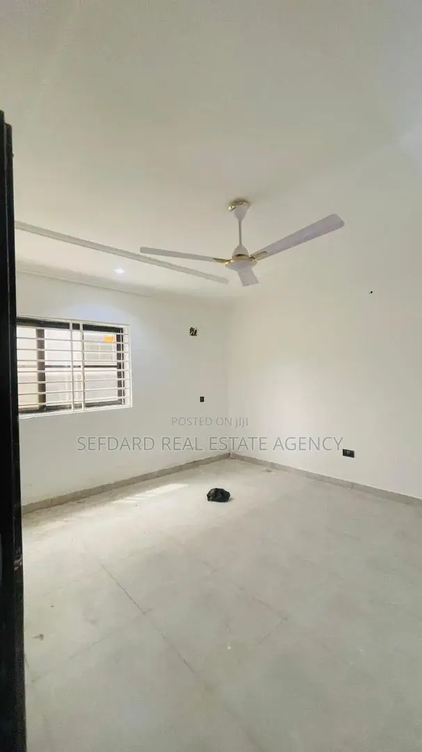 2bdrm Apartment in Sefdard Properties, Ablekuma for rent