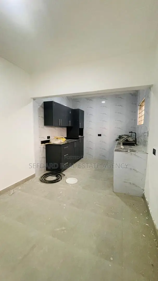 2bdrm Apartment in Sefdard Properties, Ablekuma for rent