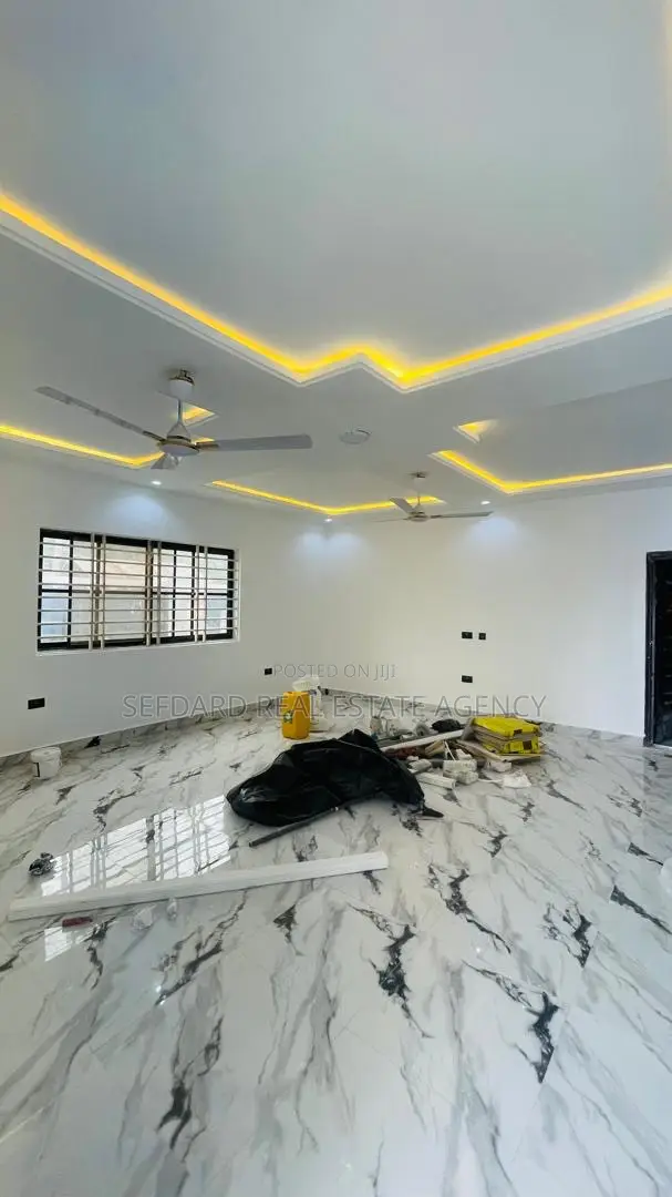 2bdrm Apartment in Sefdard Properties, Ablekuma for rent