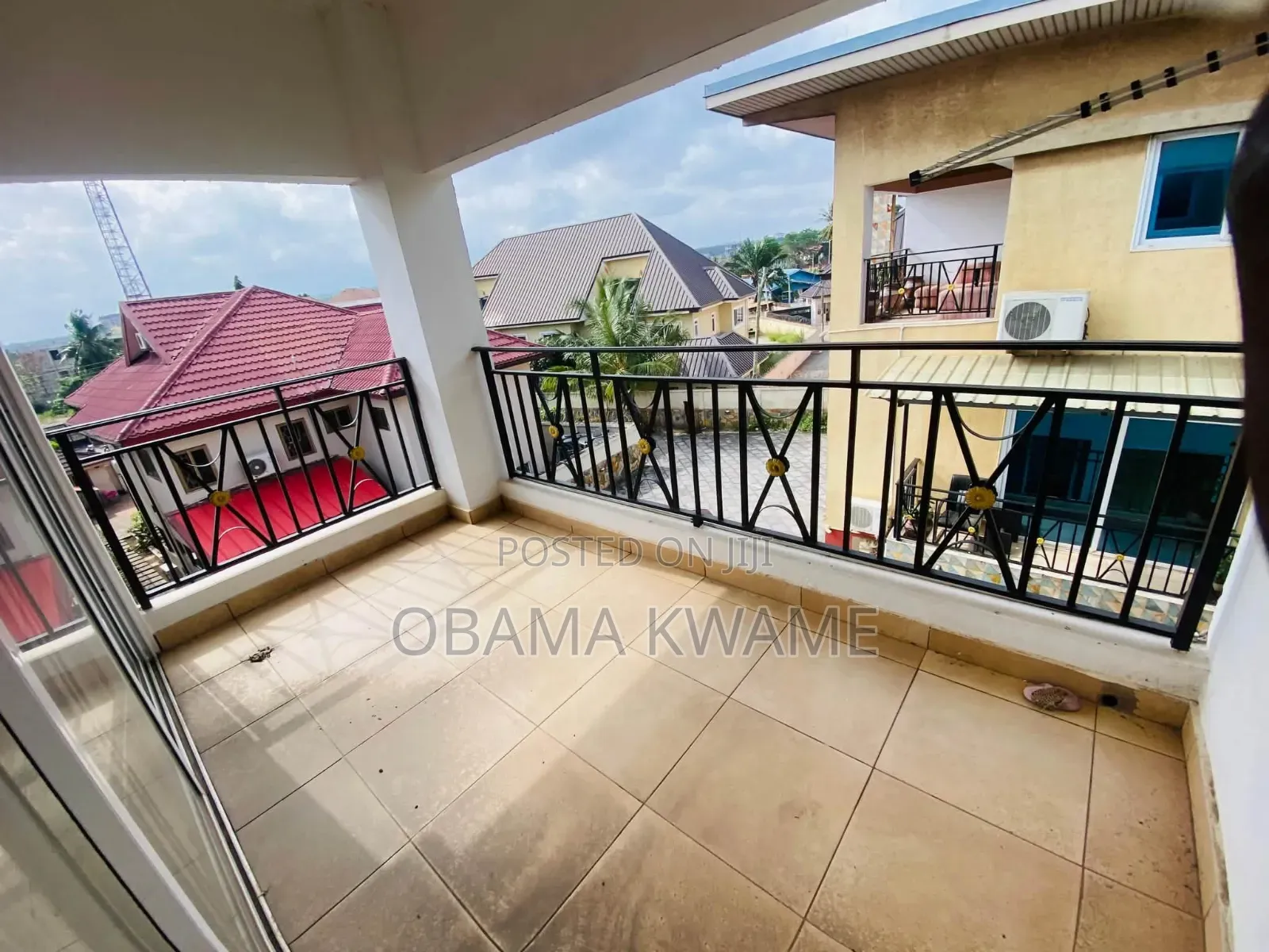 3bdrm Townhouse / Terrace in Laryea Homes, MTN Area for rent