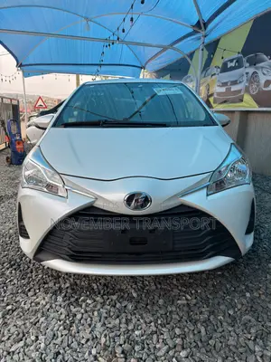 Toyota Vitz 1.5 FWD 5dr 2017 White