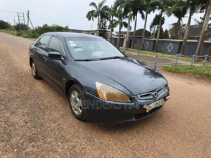 Honda Accord 2004 Gray