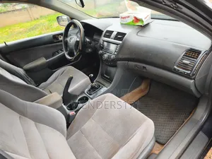 Honda Accord 2004 Gray