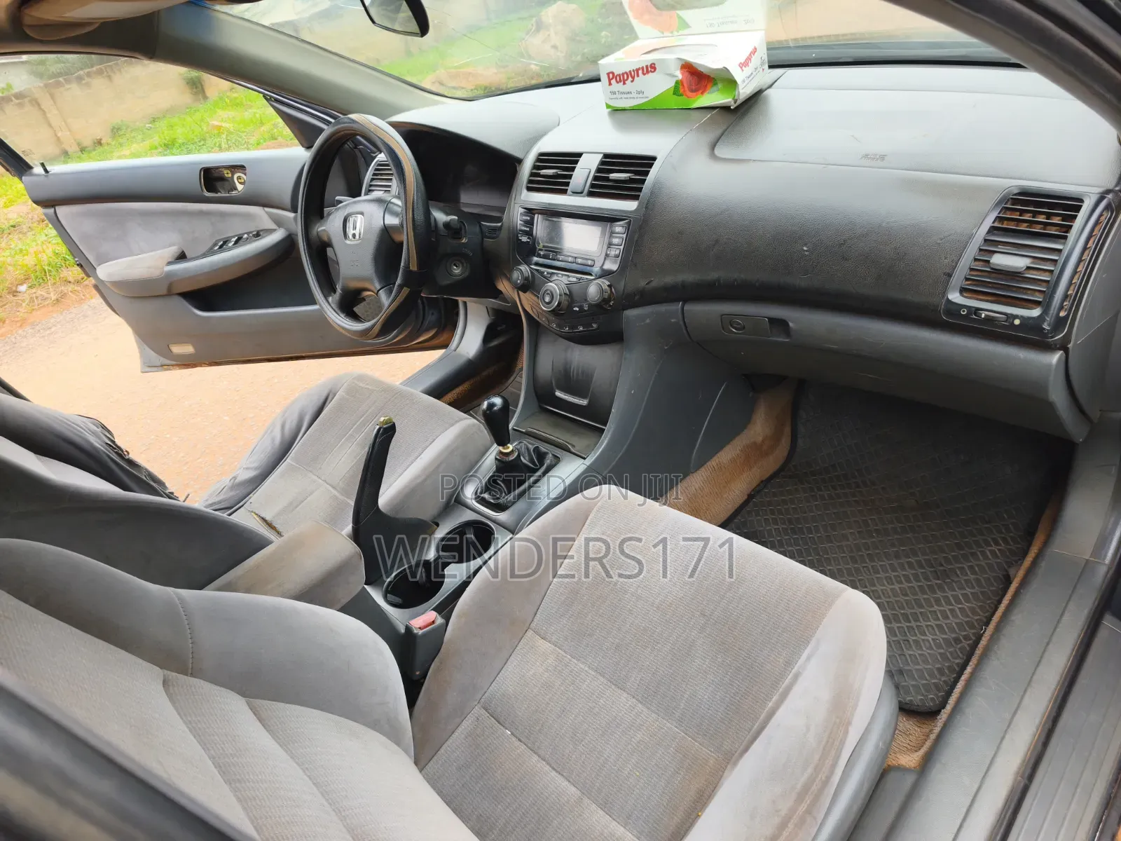 Honda Accord 2004 Gray