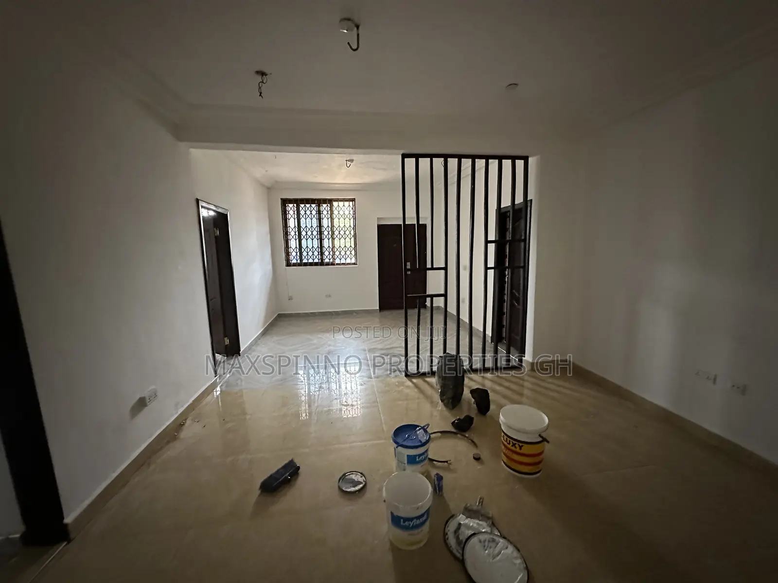 2bdrm Apartment in Maxspinno Properties, Housing Down for rent