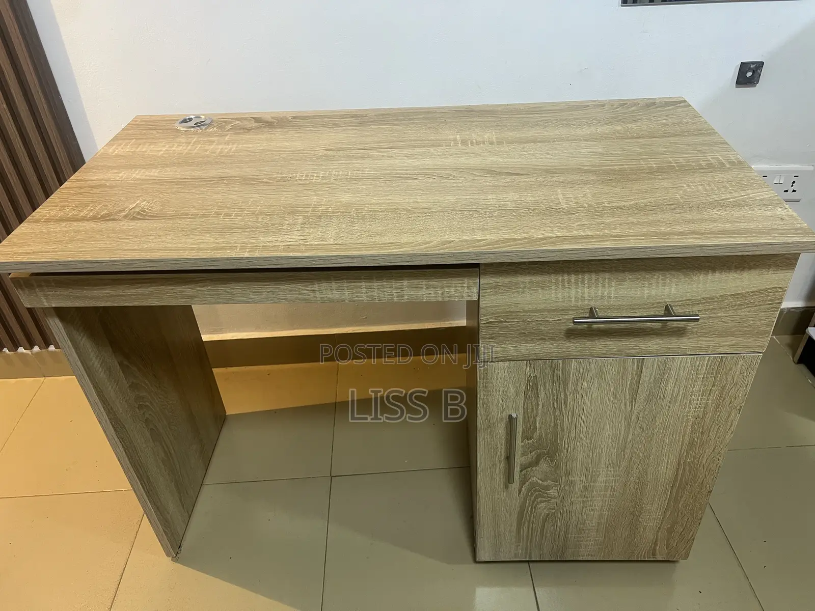 Office Desk Table