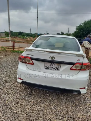 Toyota Corolla 2012 White