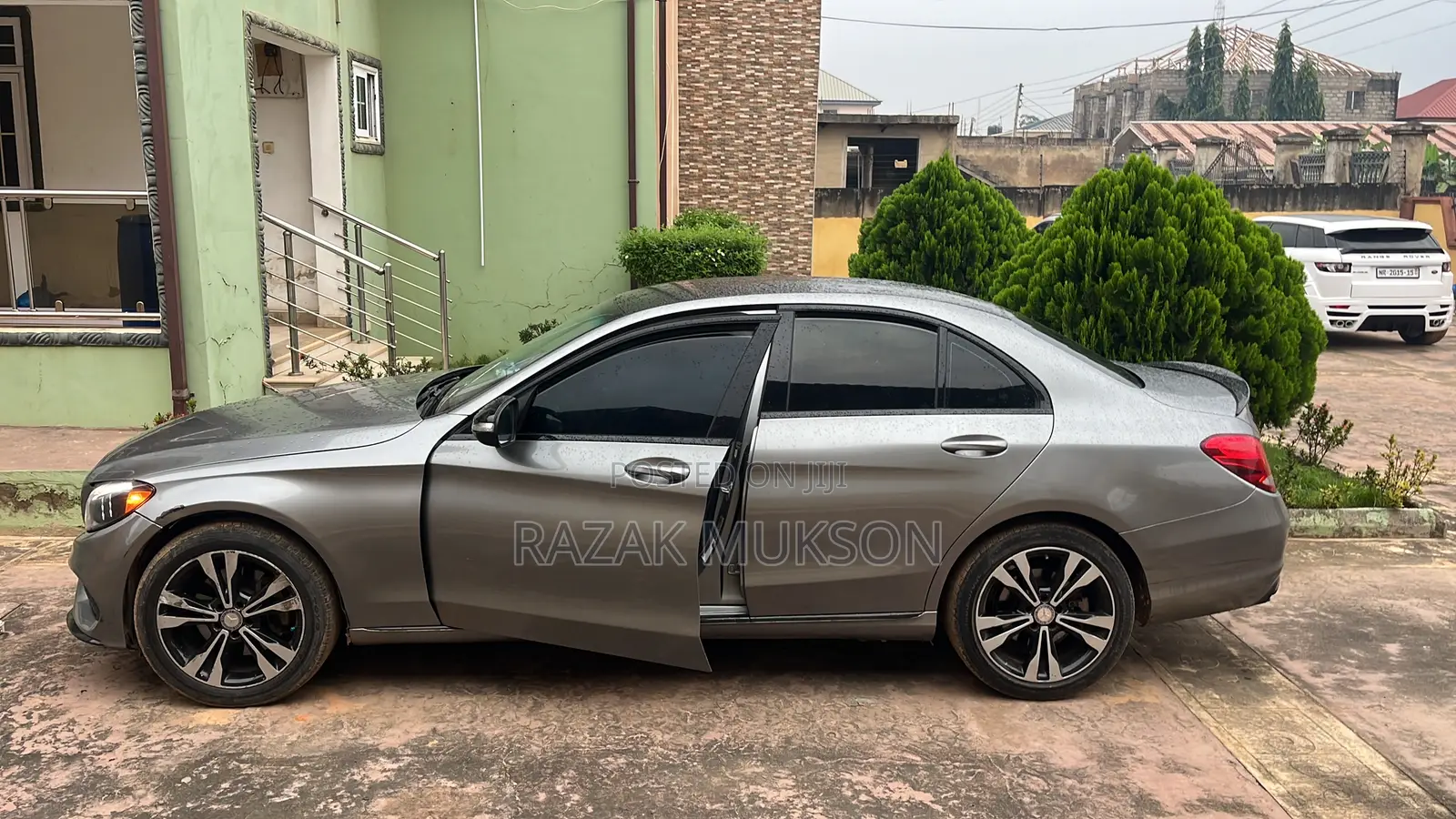 Mercedes-Benz C300 Sport 4dr AWD 4Matic Sedan (2.0L 4cyl 7A) 2015 Gray