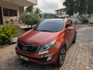 Kia Sportage 2012 Orange