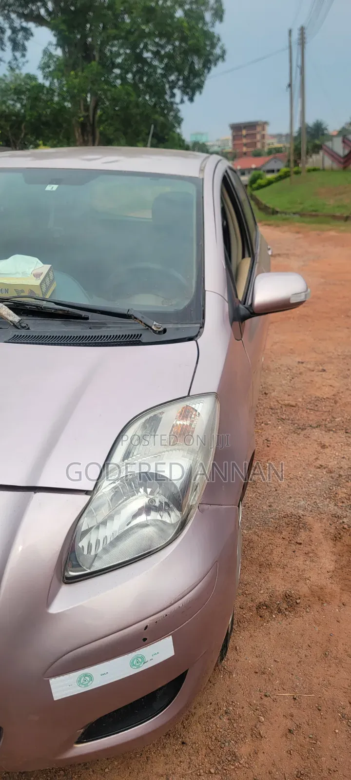 Toyota Vitz 2010 Pink