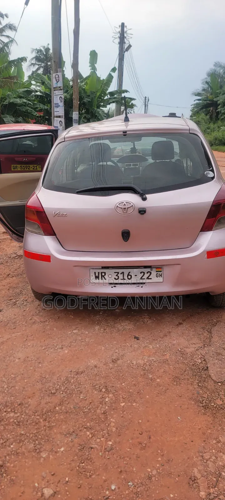 Toyota Vitz 2010 Pink