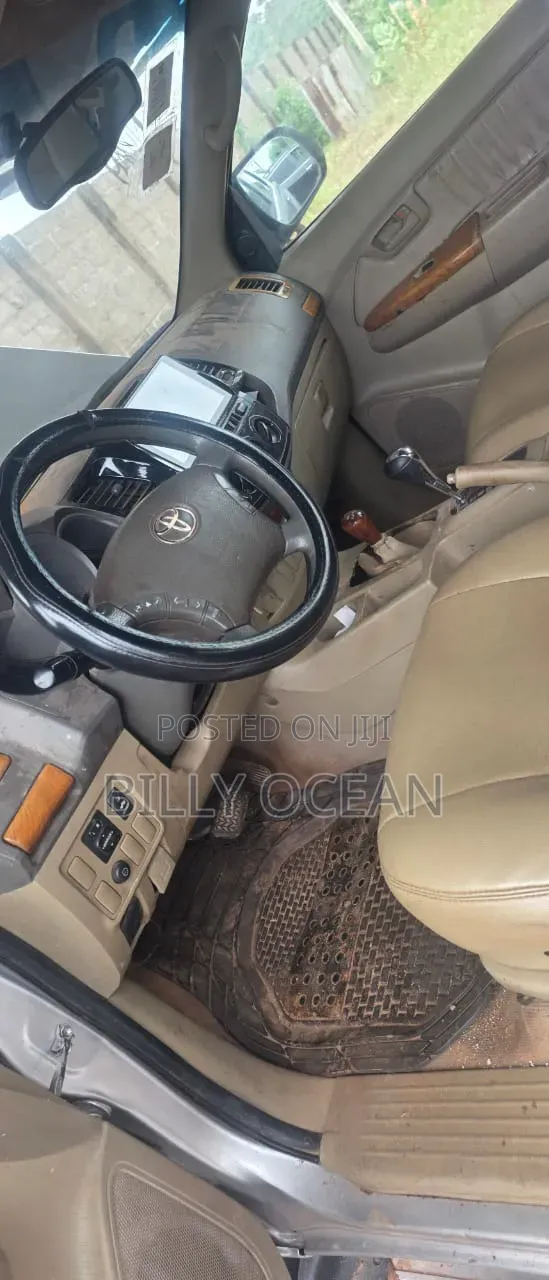 Toyota Hilux 2013 Silver
