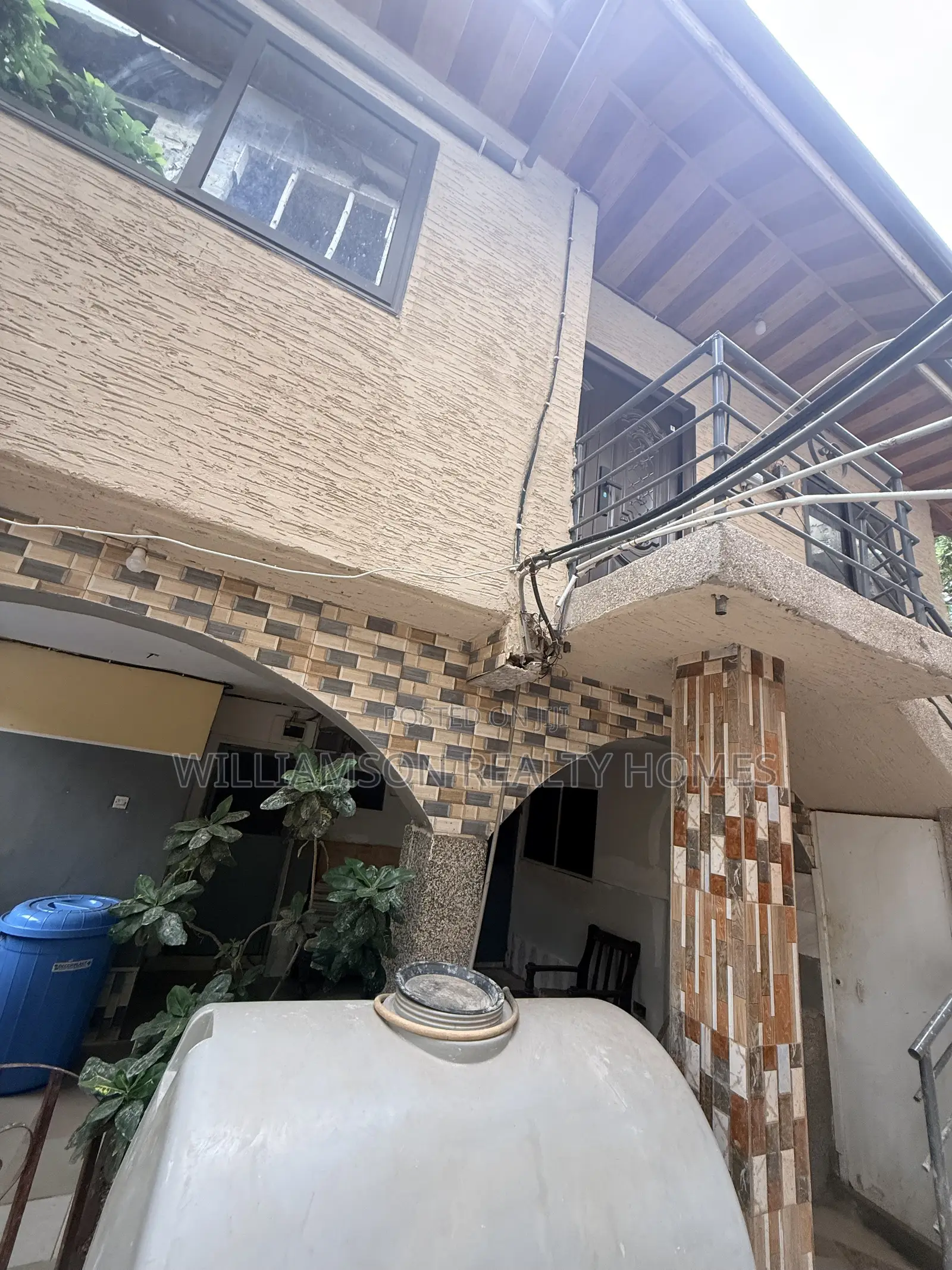 1bdrm Apartment in Basket Area, Spintex for rent