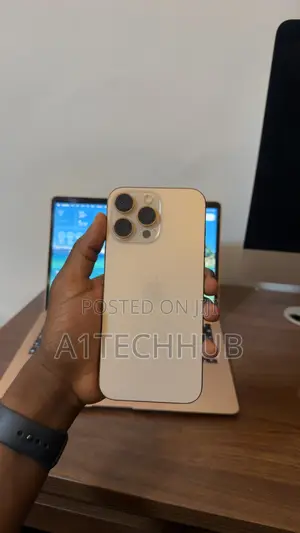 Apple iPhone 16 Pro Max 256 GB Gold