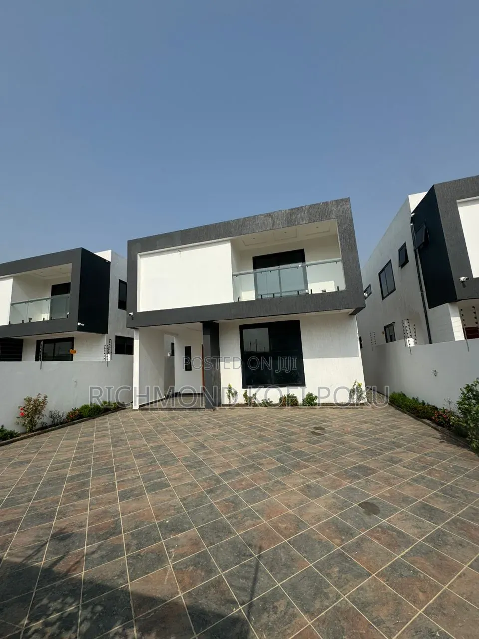 5bdrm House in Kofis Realty, Regimanuel Gray Estates for sale