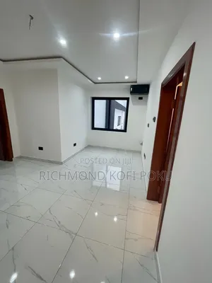 5bdrm House in Kofis Realty, Regimanuel Gray Estates for sale