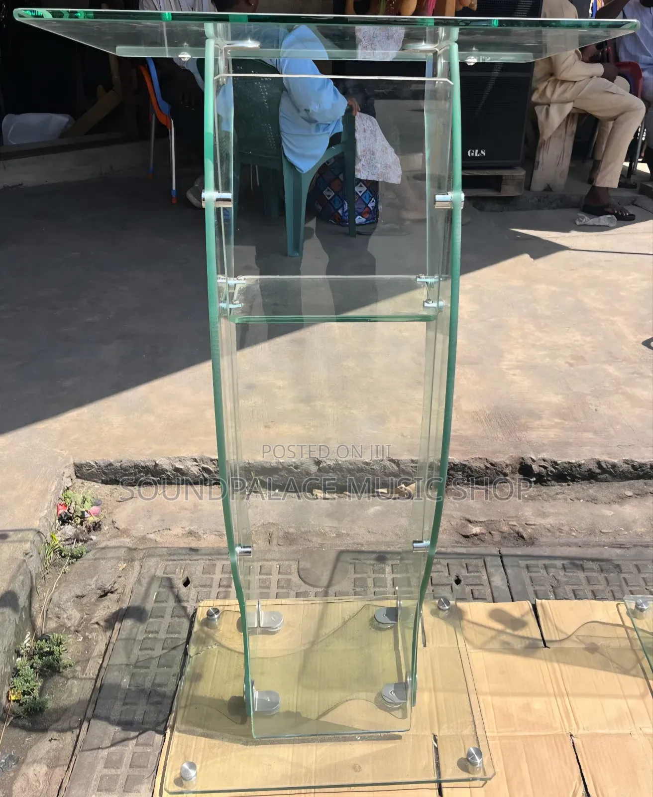 Curved Tempered Glass Pulpit for Churches