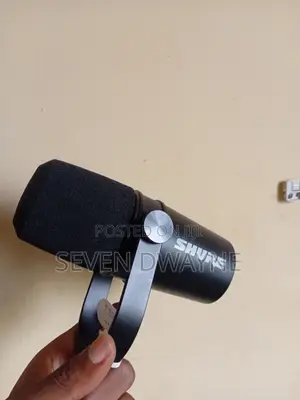 Shure MV7X Dynamic XLR Microphone