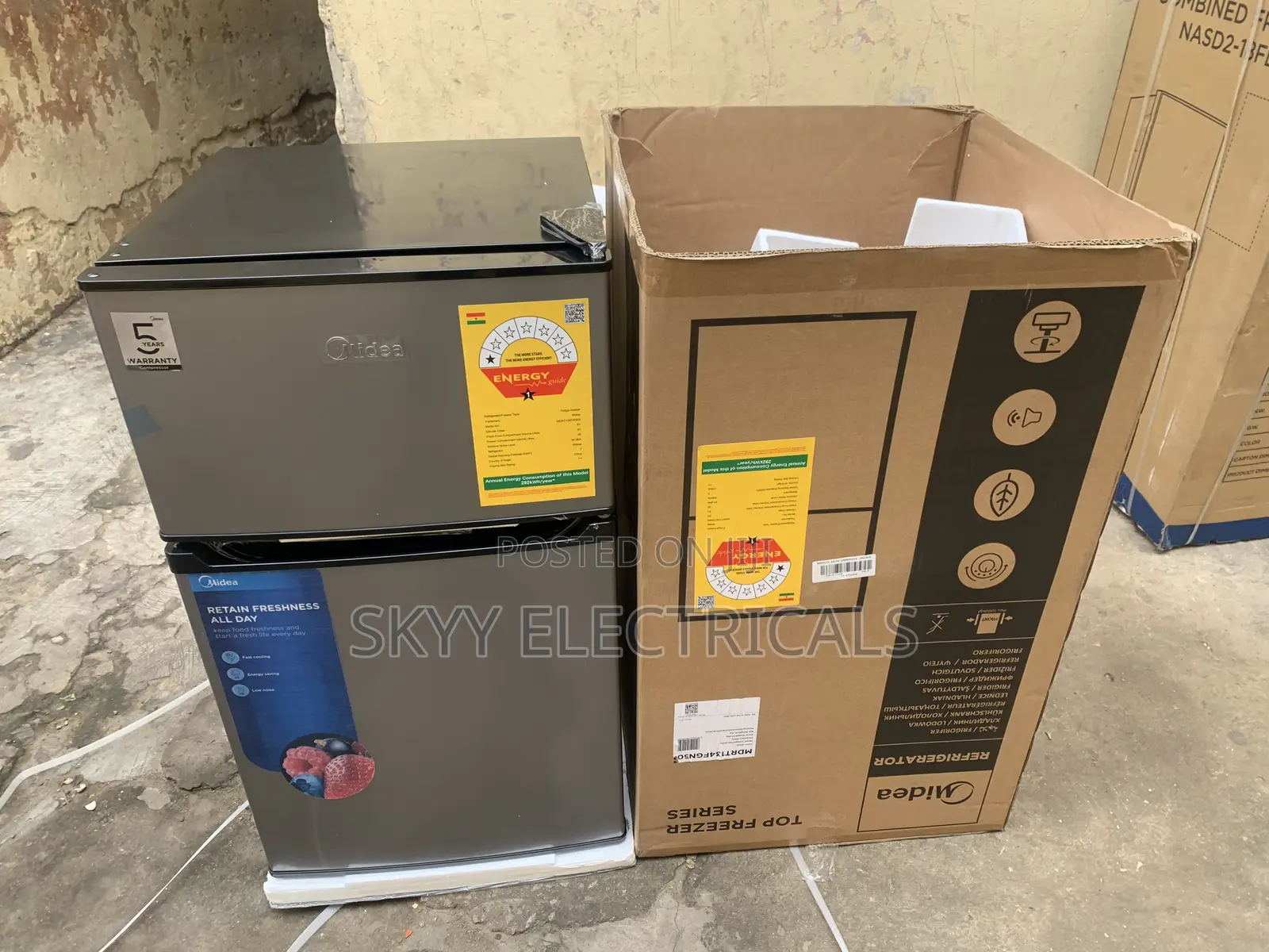 Midea 87litres DoubleDoor Fridge
