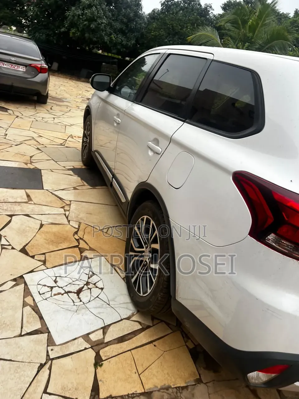 Mitsubishi Outlander 2017 White