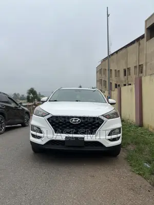 Hyundai Tucson SE FWD 2019 White