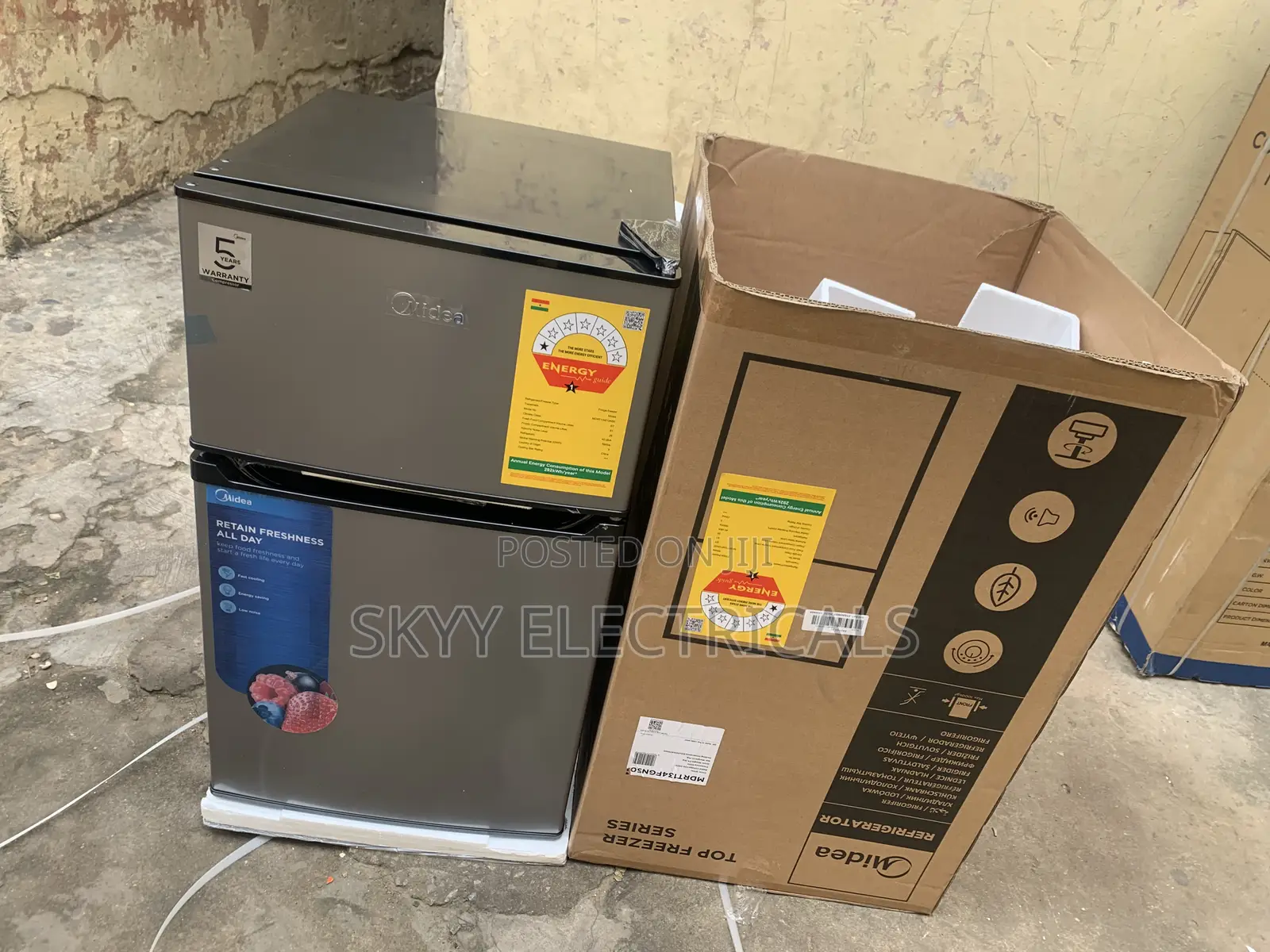 Massive Midea 87litres DoubleDoor Fridge