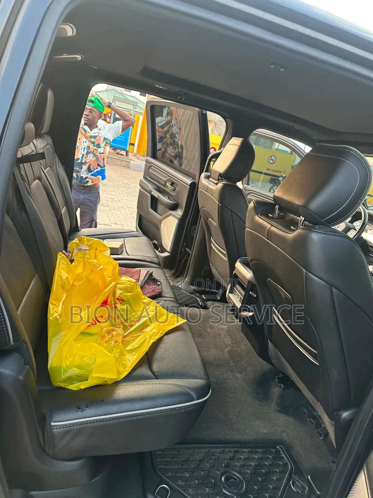 Dodge RAM 1500 5.7 Petrol AWD 2021 Black