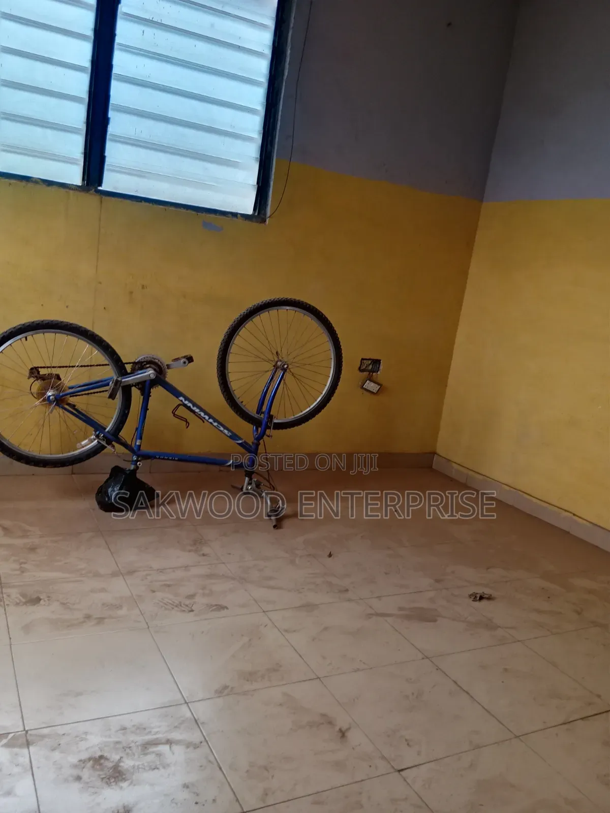 1bdrm Apartment in Sakwood Enterprise, Danfa for rent