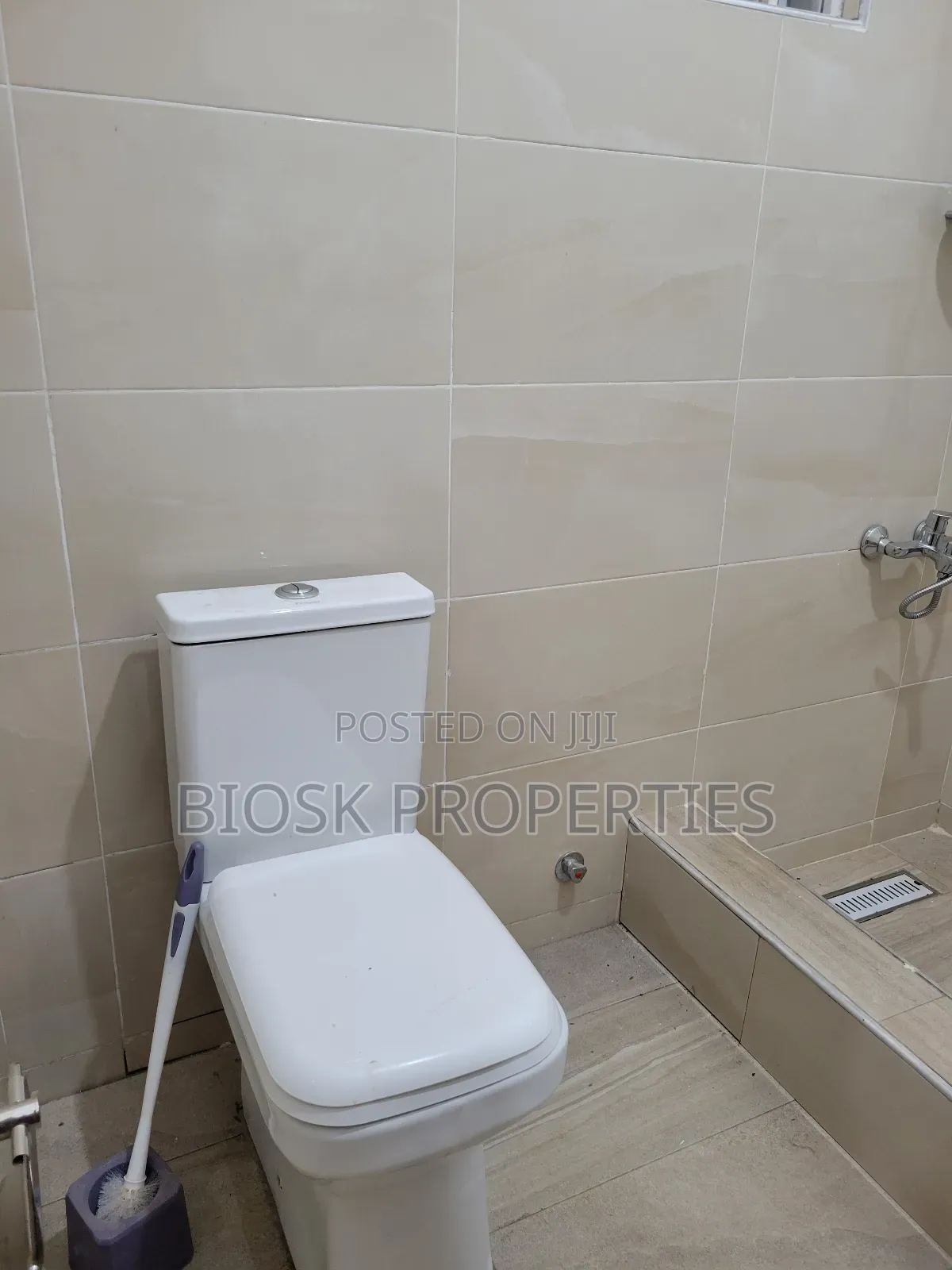 3bdrm Apartment in Biosk Properties, Amrahia for rent