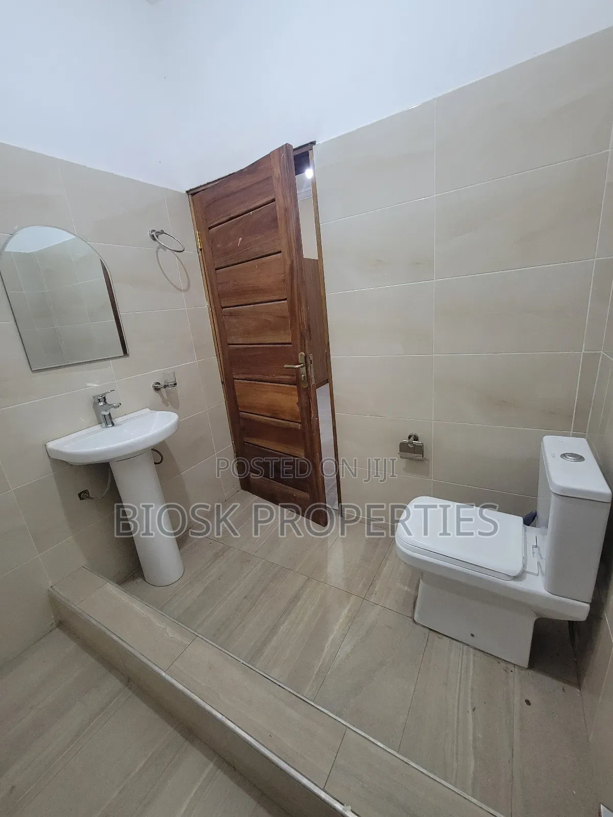 3bdrm Apartment in Biosk Properties, Amrahia for rent