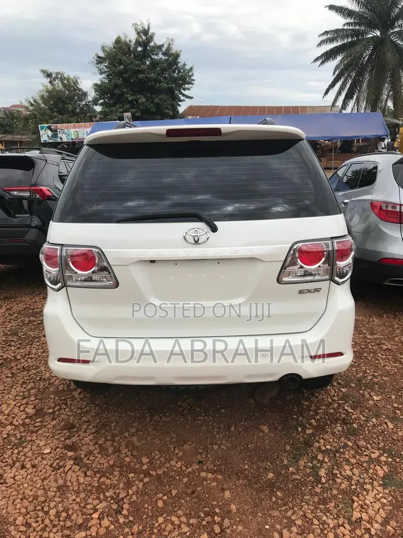 Toyota Fortuner 2014 White