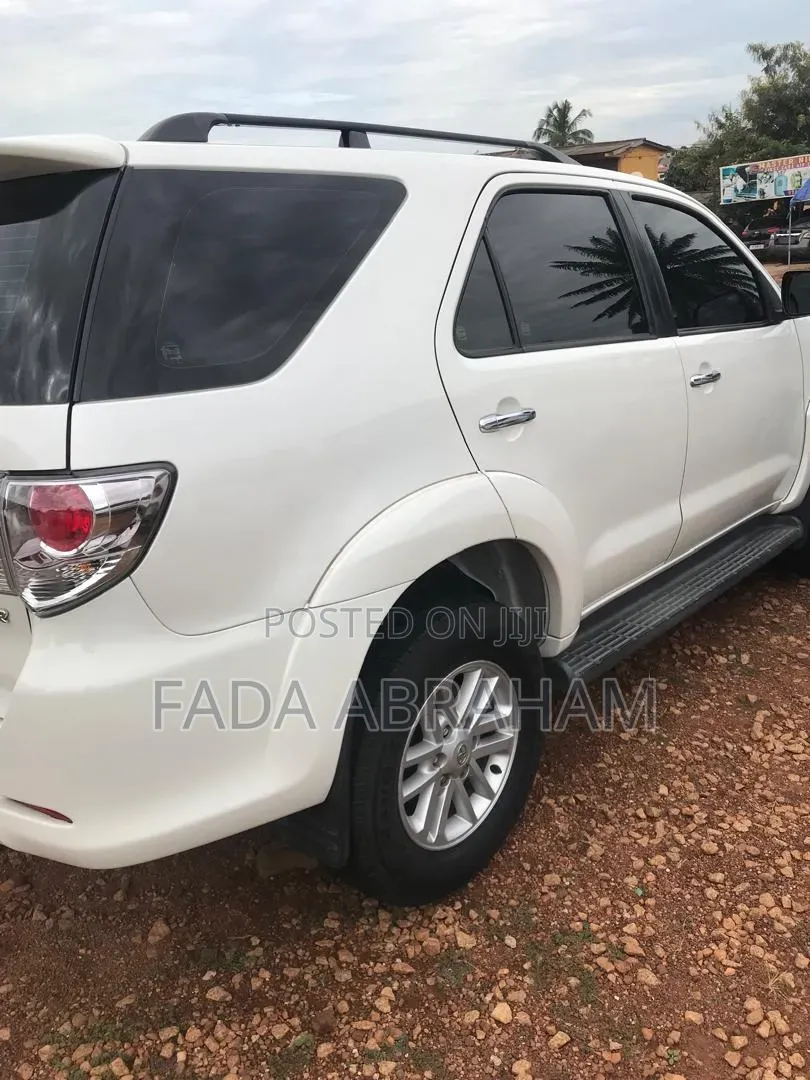Toyota Fortuner 2014 White