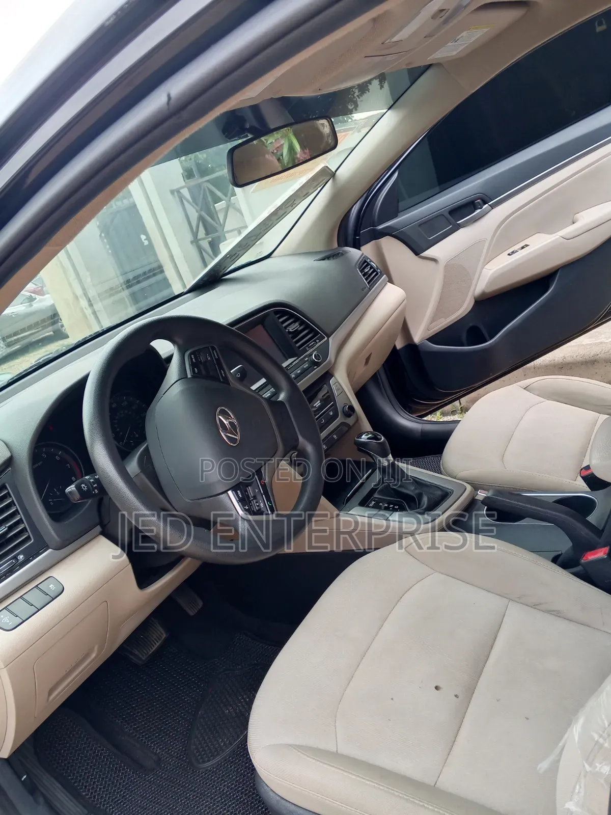 Hyundai Elantra 2017 Black