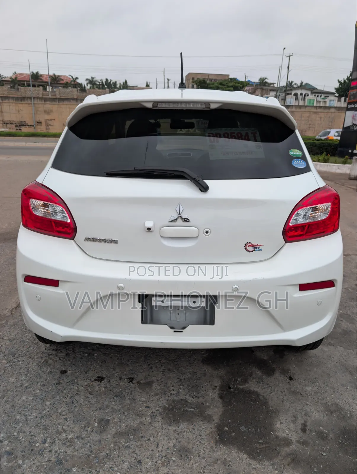 Mitsubishi Mirage 2017 White